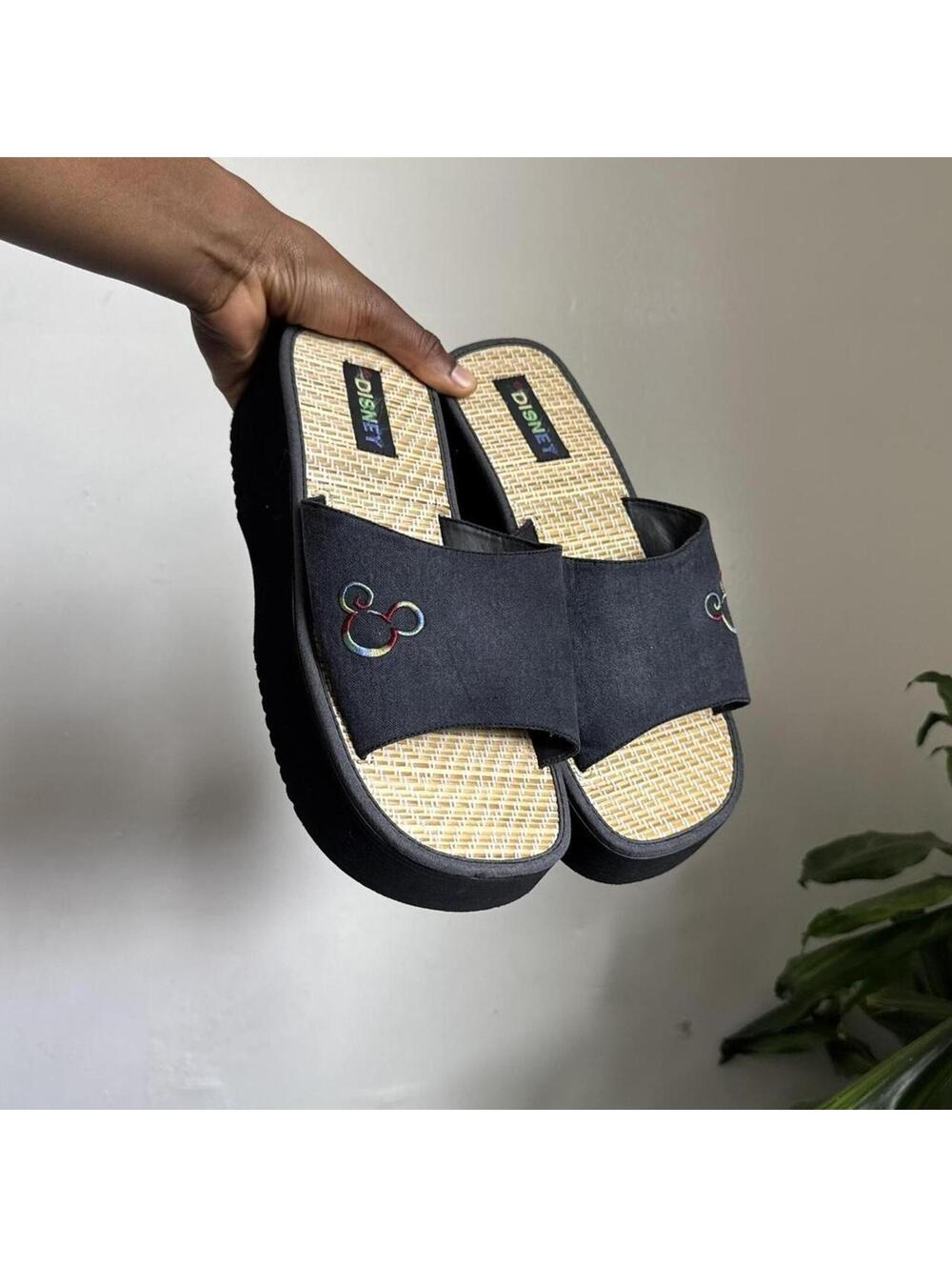 Vintage Y2K Disney chunky platform slides Fits like women’s US 9 - Picture 2 of 7